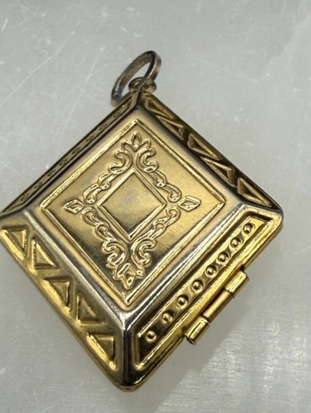 Vintage Gold-Tone Ornate Square Locket Pendant - Elegant Women's Jewelry